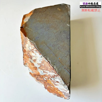 ビッグサイズ! 敬印　蓮華とカラス 3750g 硬さ2.5～3 内曇 大平山合砥  正本山 京都 天然砥石