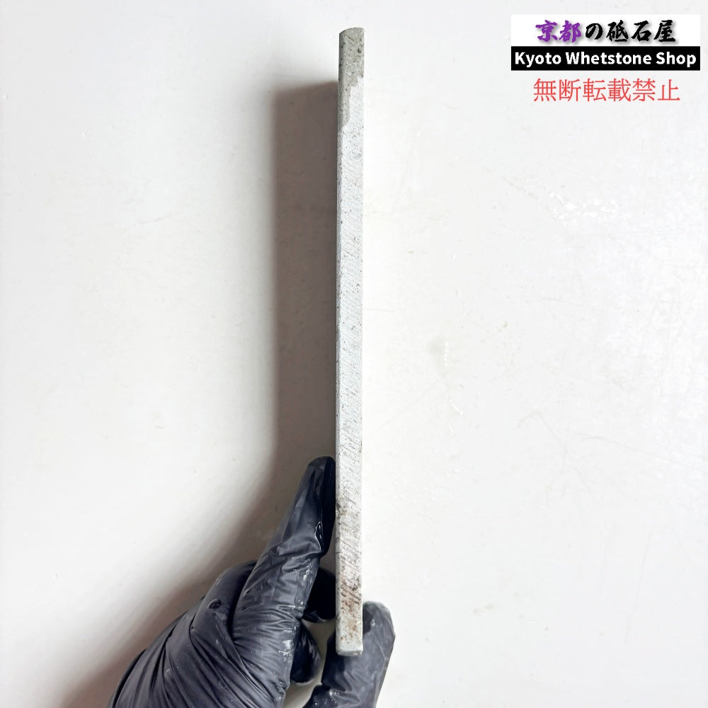 145g 硬さ中間  但馬砥石 兵庫 天然砥石