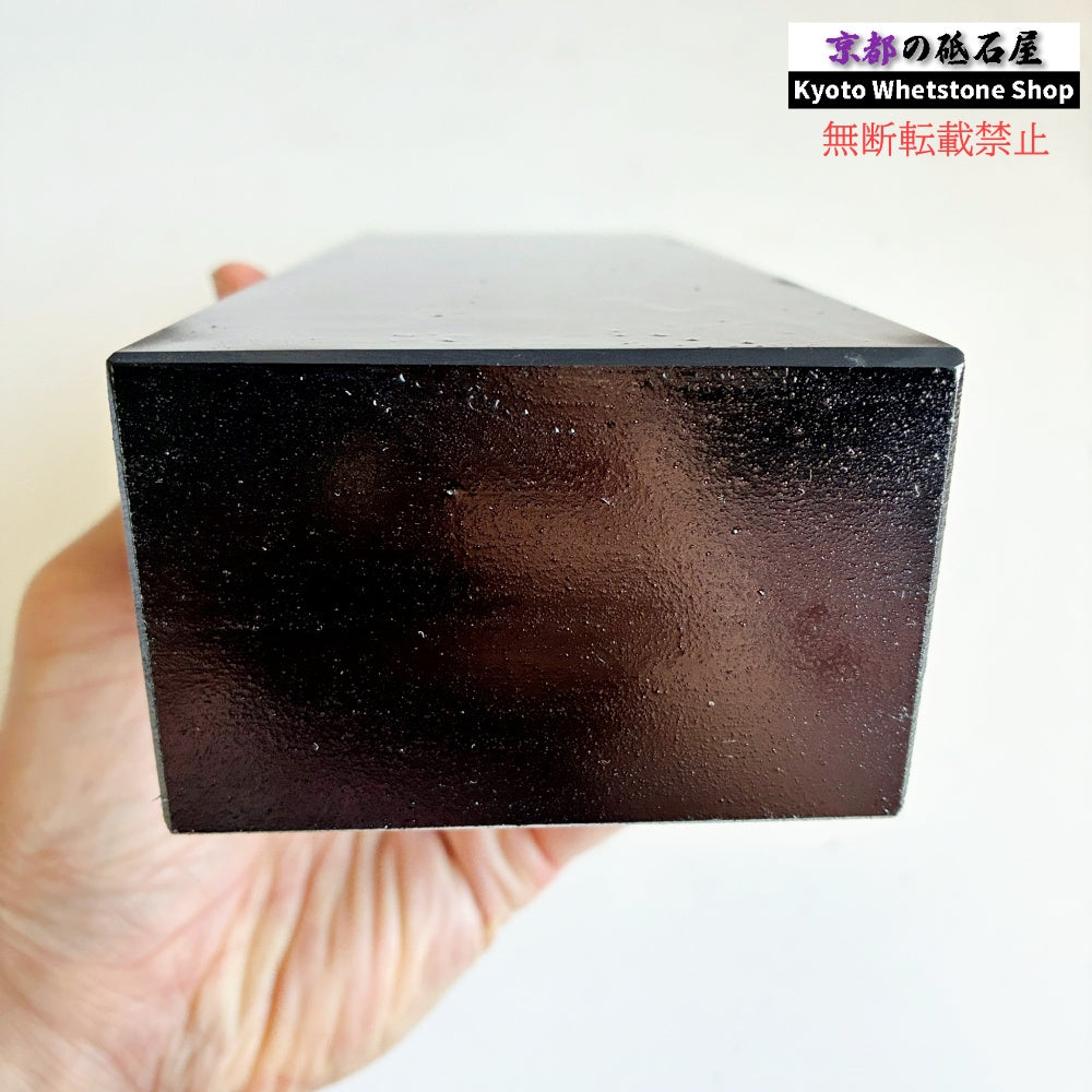 2330g 硬さ2.5  対馬砥石 長崎 天然砥石