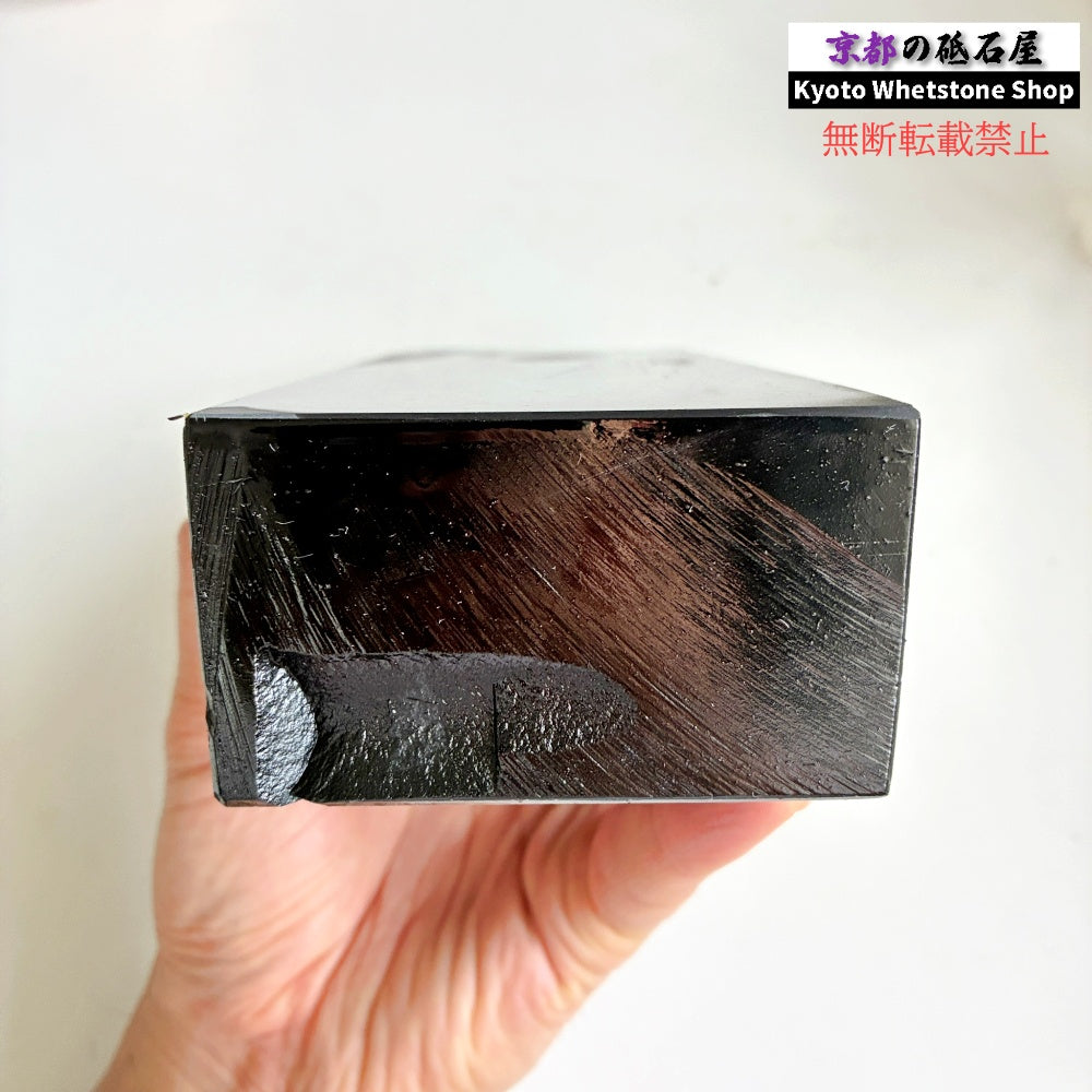 2350g 硬さ3  対馬砥石 長崎 天然砥石