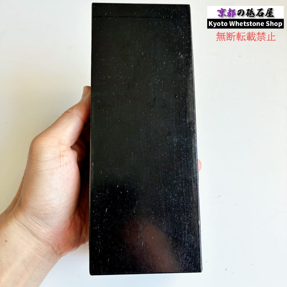 2330g 硬さ2.5  対馬砥石 長崎 天然砥石