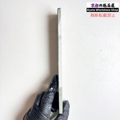 110g 硬さ中間  但馬砥石 兵庫 天然砥石