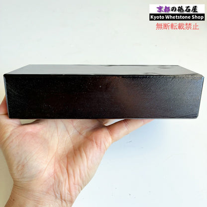 2200g 硬さ2.5  対馬砥石 長崎 天然砥石