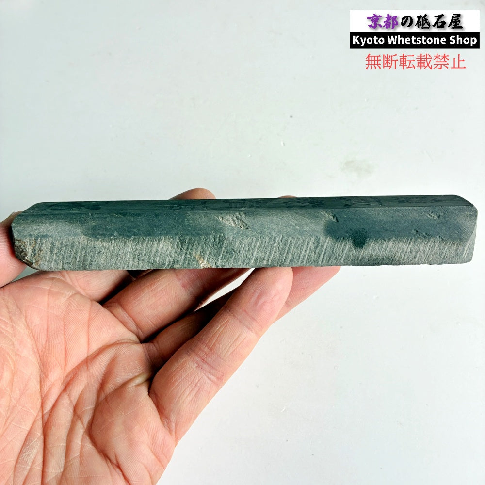150g 硬さ軟め  丹波青砥 正本山 京都 天然砥石