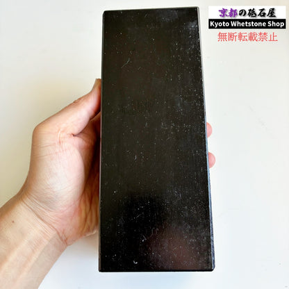 2330g 硬さ2.5  対馬砥石 長崎 天然砥石