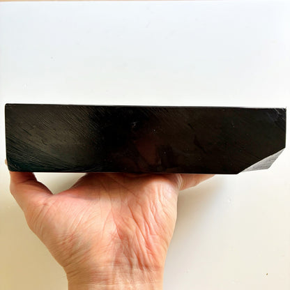 2350g 硬さ3  対馬砥石 長崎 天然砥石