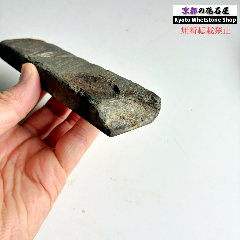 180g 硬さ軟め  丹波青砥 正本山 京都 天然砥石
