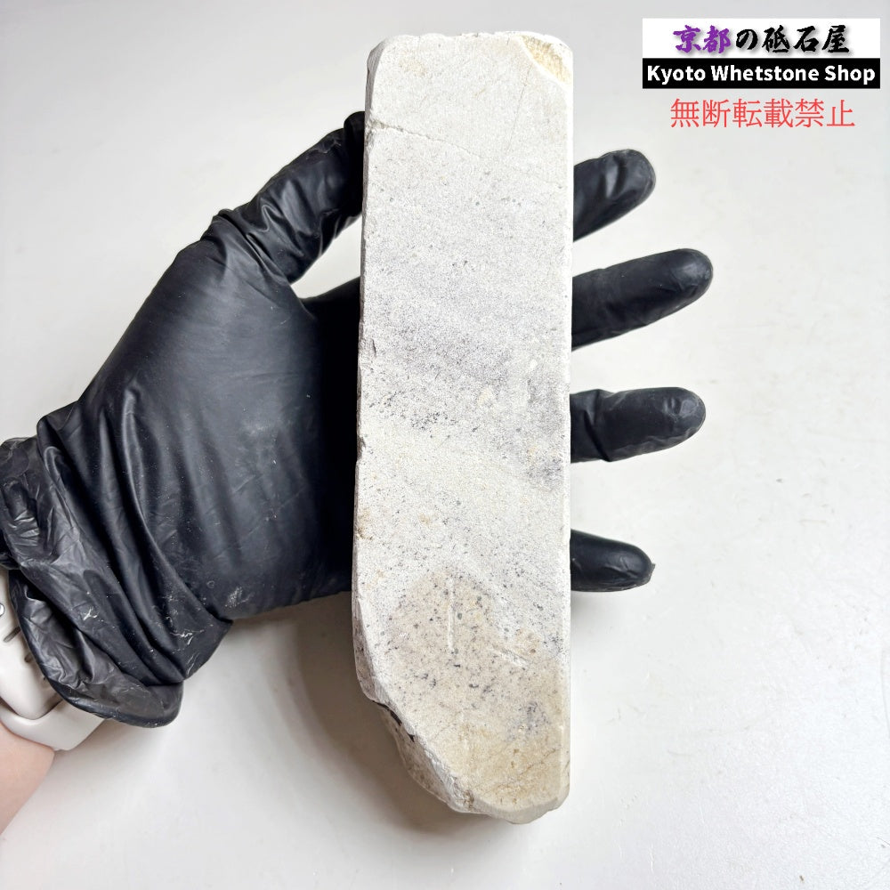 1980年代モノ 紫は昔の証拠 635g 硬さ軟め  備水砥 熊本 天然砥石