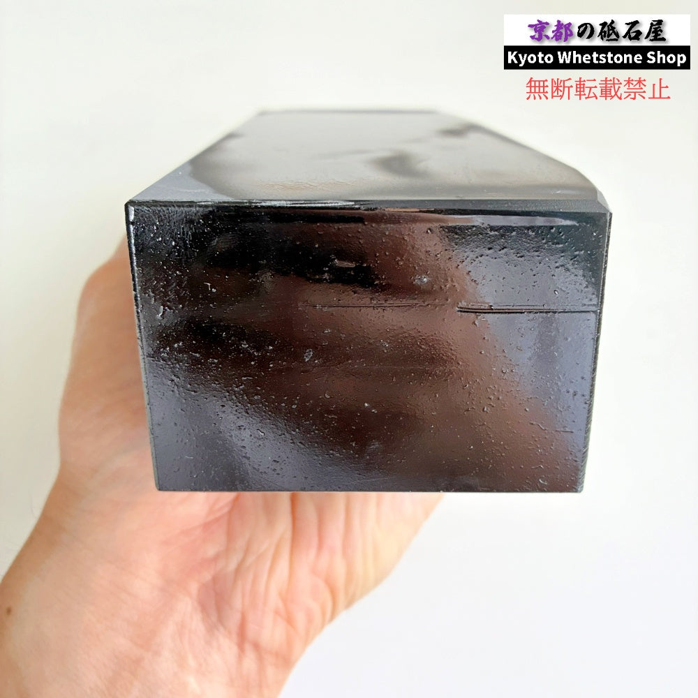 2335g 硬さ3  対馬砥石 長崎 天然砥石