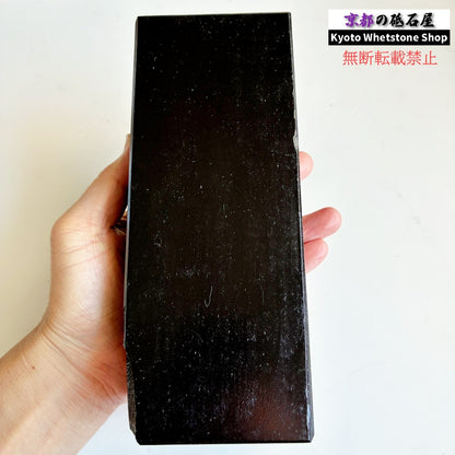 2330g 硬さ2.5  対馬砥石 長崎 天然砥石