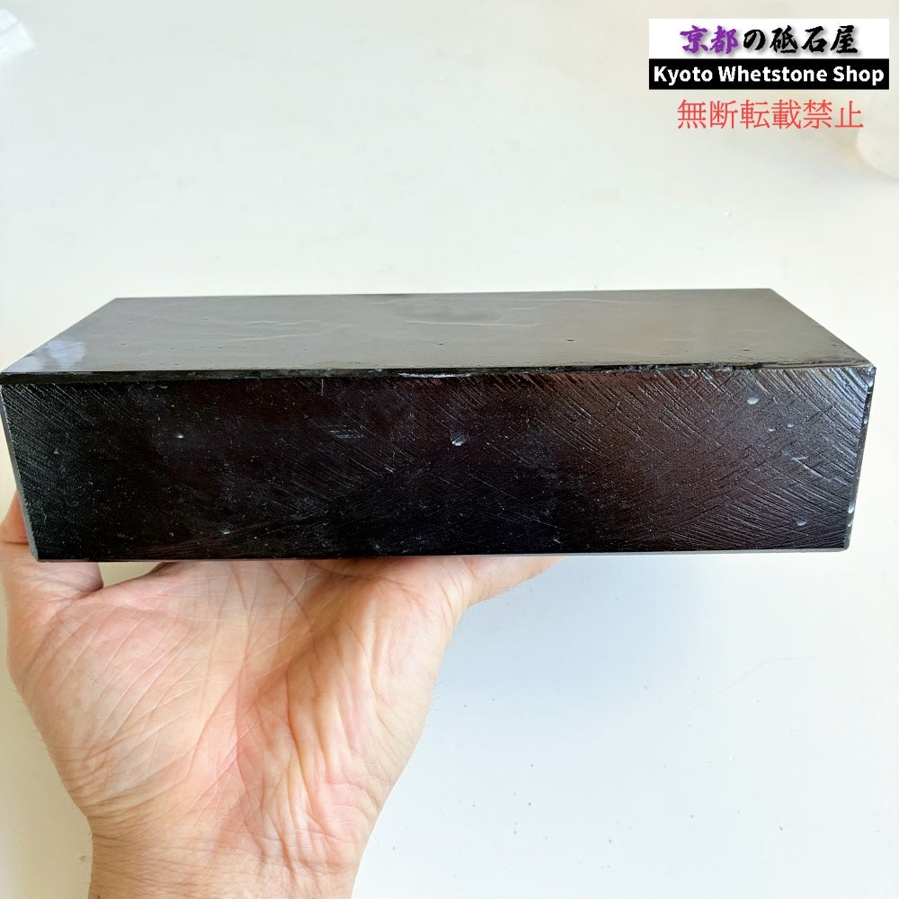 2360g 硬さ2.5  対馬砥石 長崎 天然砥石