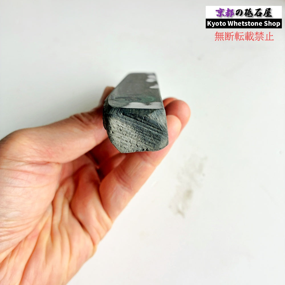 135g 硬さ軟め  丹波青砥 正本山 京都 天然砥石