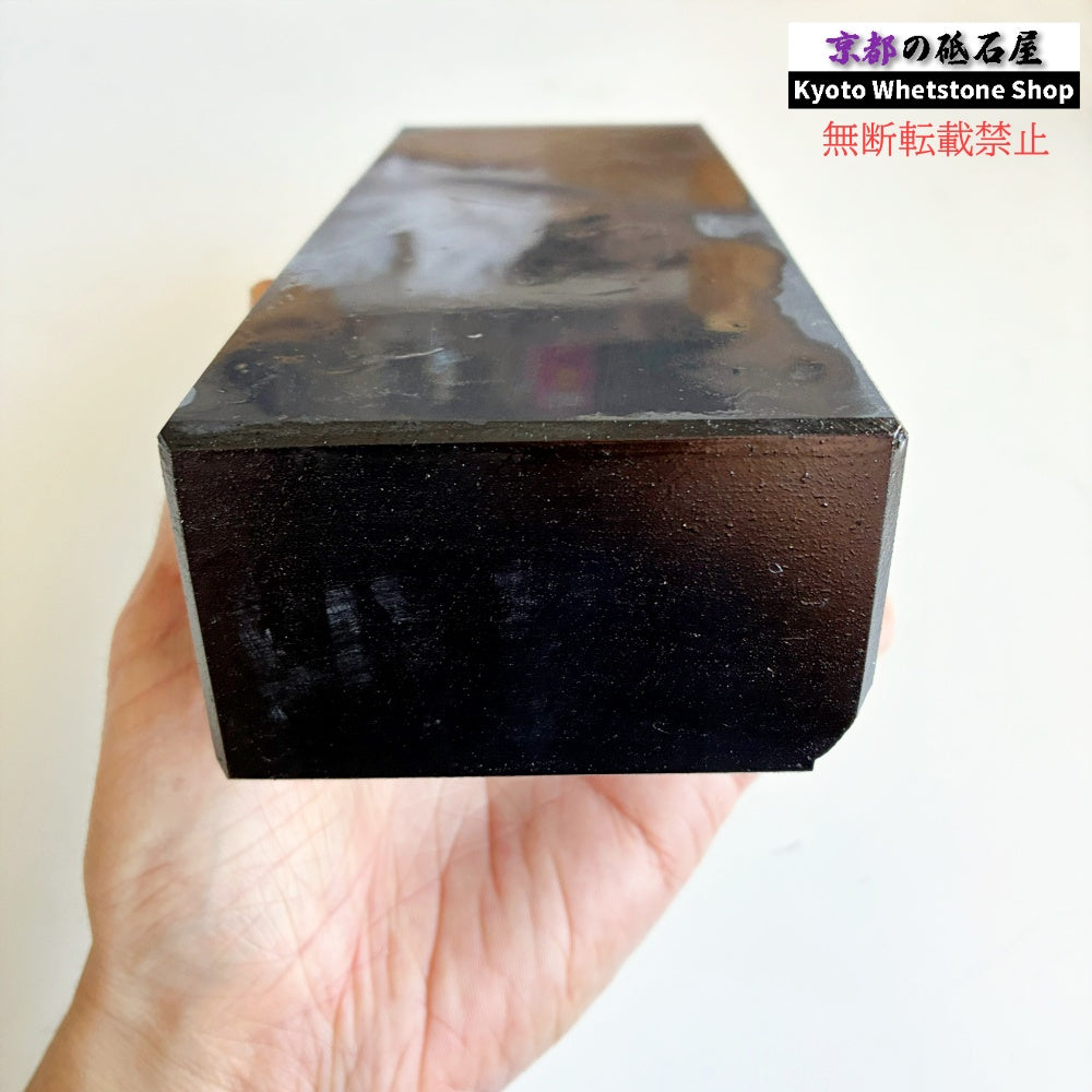 2300g 硬さ2.5  対馬砥石 長崎 天然砥石