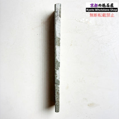 145g 硬さ中間  但馬砥石 兵庫 天然砥石