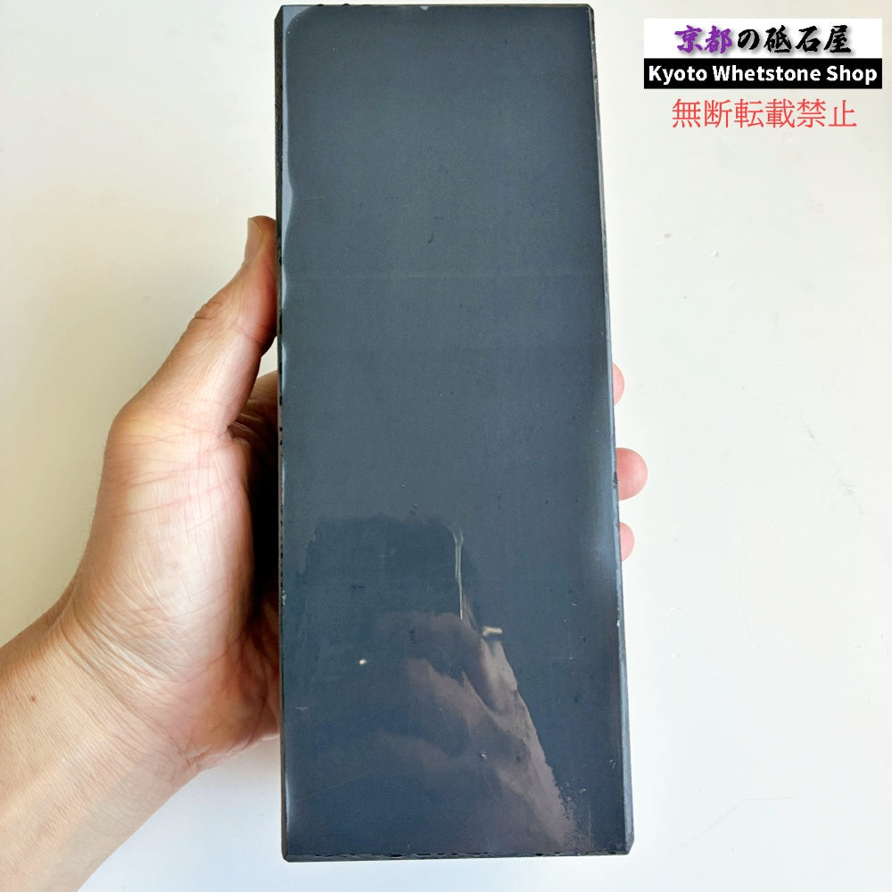 2200g 硬さ2.5  対馬砥石 長崎 天然砥石