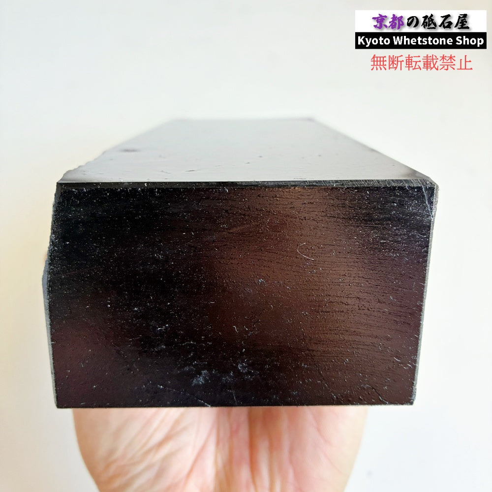 2330g 硬さ2.5  対馬砥石 長崎 天然砥石
