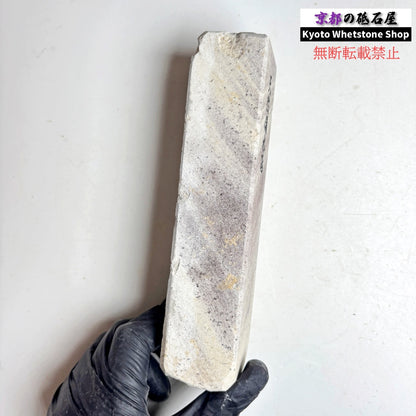 1980年代モノ 紫は昔の証拠 635g 硬さ軟め  備水砥 熊本 天然砥石
