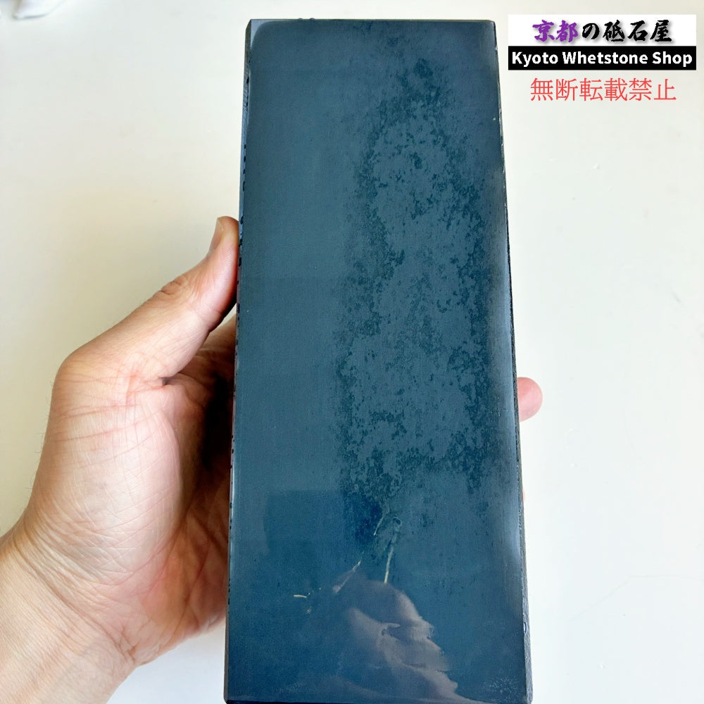 2300g 硬さ2.5  対馬砥石 長崎 天然砥石