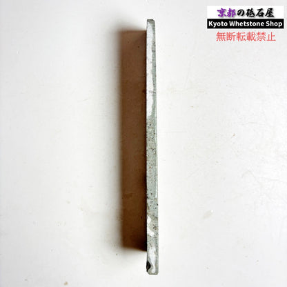 125g 硬さ中間  但馬砥石 兵庫 天然砥石