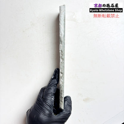 145g 硬さ中間  但馬砥石 兵庫 天然砥石