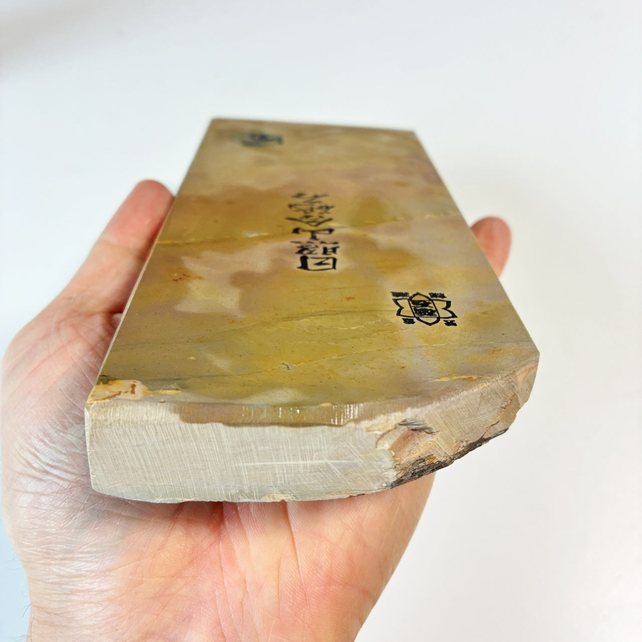 ウロコと蓮華 705g 硬さ2.5 巣板 日照山合砥  正本山 京都 天然砥石