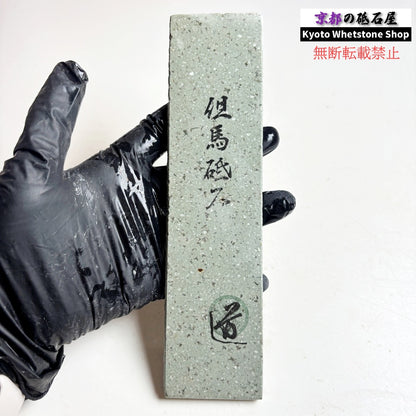 140g 硬さ中間  但馬砥石 兵庫 天然砥石