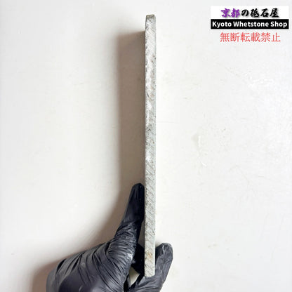 145g 硬さ中間  但馬砥石 兵庫 天然砥石