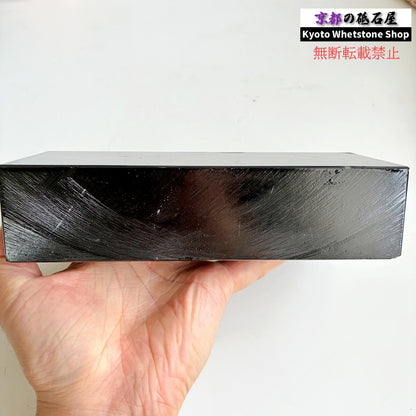 2300g 硬さ3  対馬砥石 長崎 天然砥石