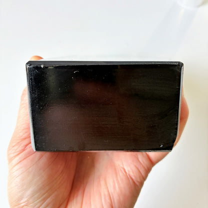 2400g 硬さ3  対馬砥石 長崎 天然砥石