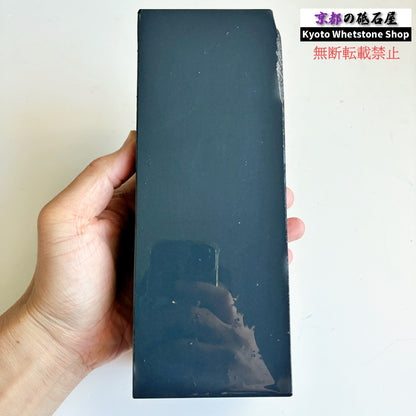 2330g 硬さ2.5  対馬砥石 長崎 天然砥石