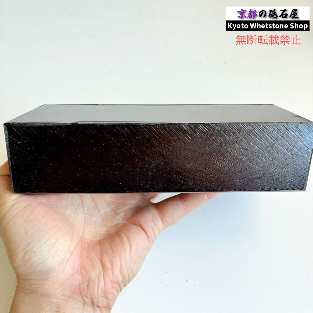 2330g 硬さ2.5  対馬砥石 長崎 天然砥石