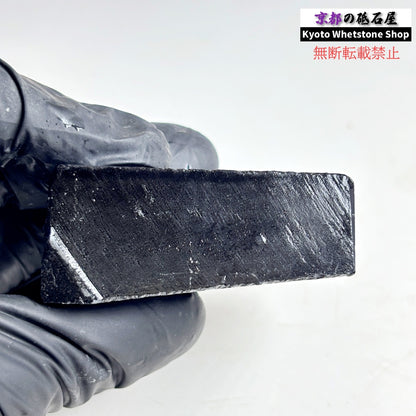 99g 硬さ3  対馬名倉 長崎 天然砥石