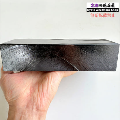 2335g 硬さ3  対馬砥石 長崎 天然砥石