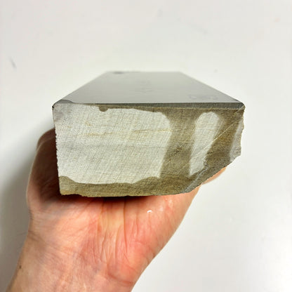 当店では珍しい白っぽさ 1550g 硬さ3.5 浅黄 八木ノ島合砥  正本山 京都 天然砥石