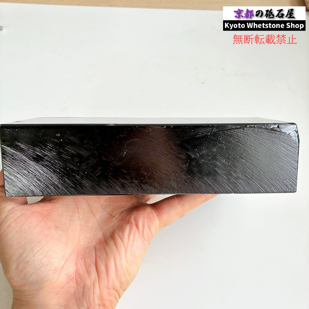 2375g 硬さ3  対馬砥石 長崎 天然砥石